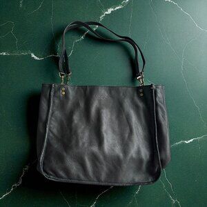 AMERICAN LEATHER CO Black Leather Shoulder Tote Bag